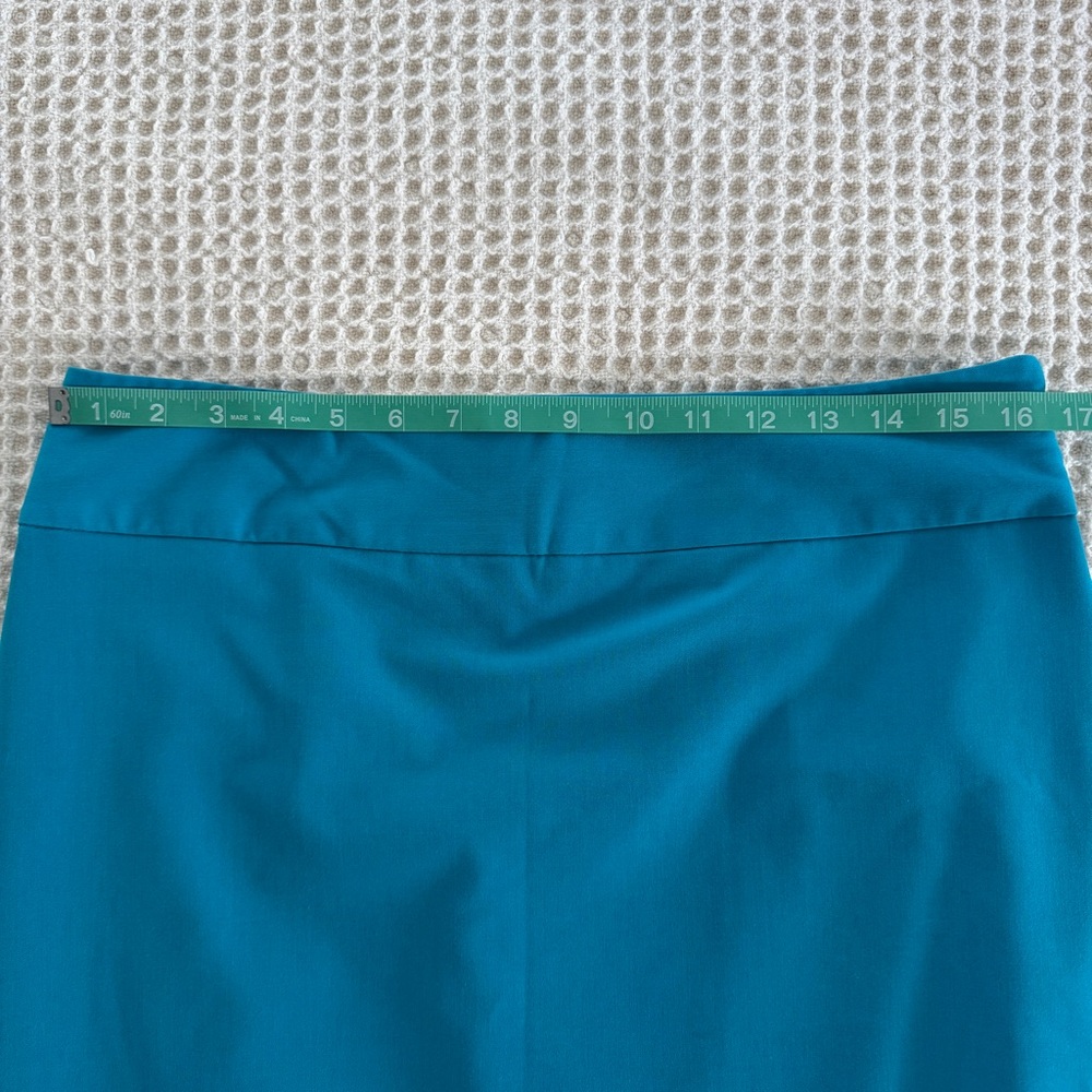 Liz Claiborne | Women’s Teal Pencil Skirt (Size 10) - Picture 5 of 6